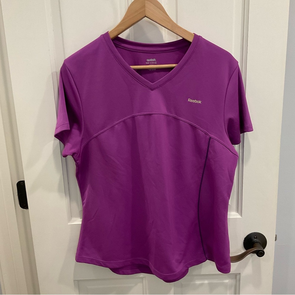 Reebok Women’s Athletic Top Size XL